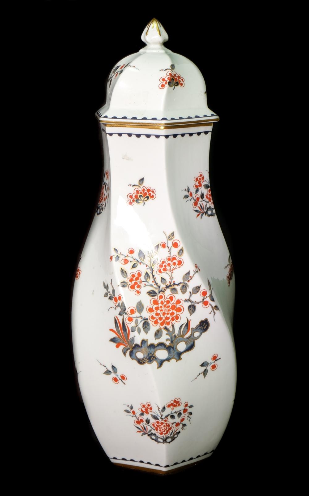 PORCELAINE DE PARIS PORCELAIN