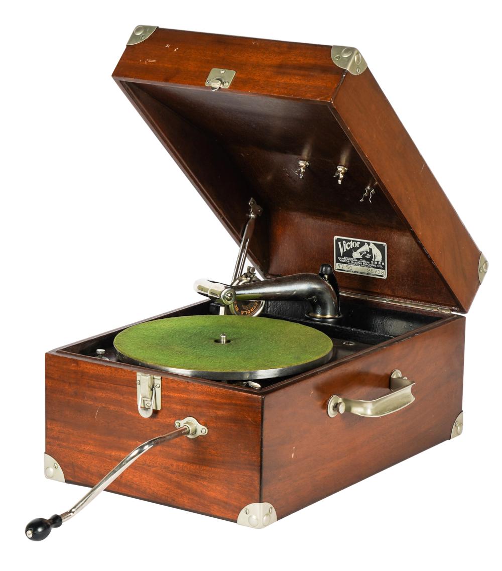 PORTABLE VICTOR "TALKING MACHINE"