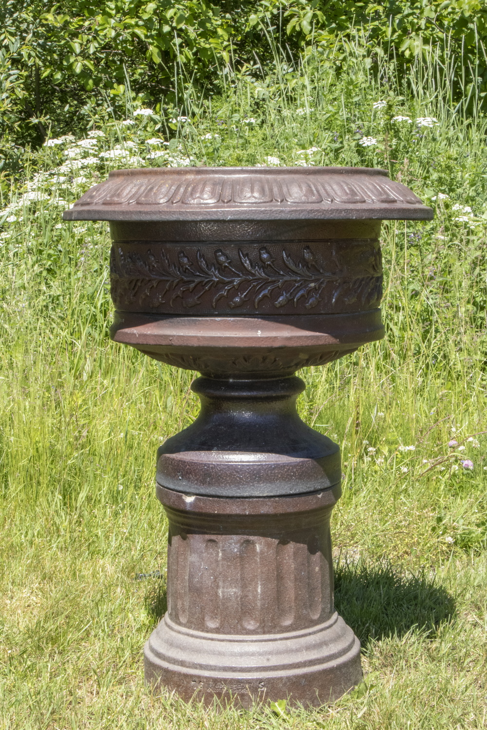 PORTLAND STONE WARE GARDEN URN ON