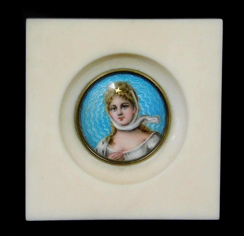 PORTRAIT MINIATURE ON BLUE