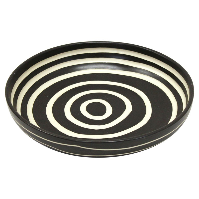POSTMODERN STUDIO POTTERY CHARGER