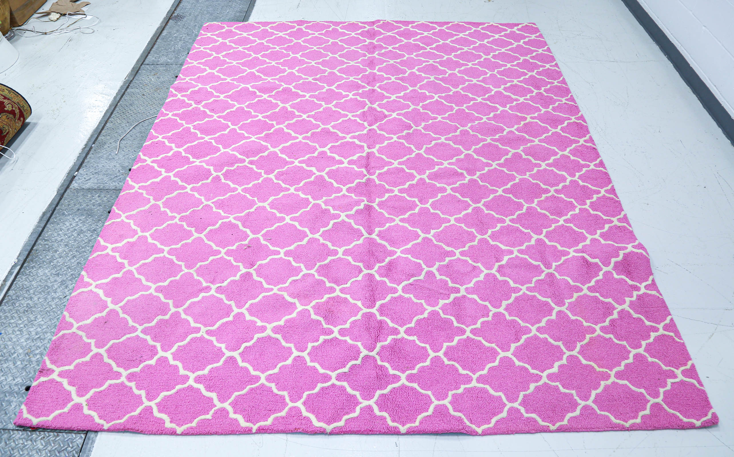 POTTERY BARN PATTERNED RUG,