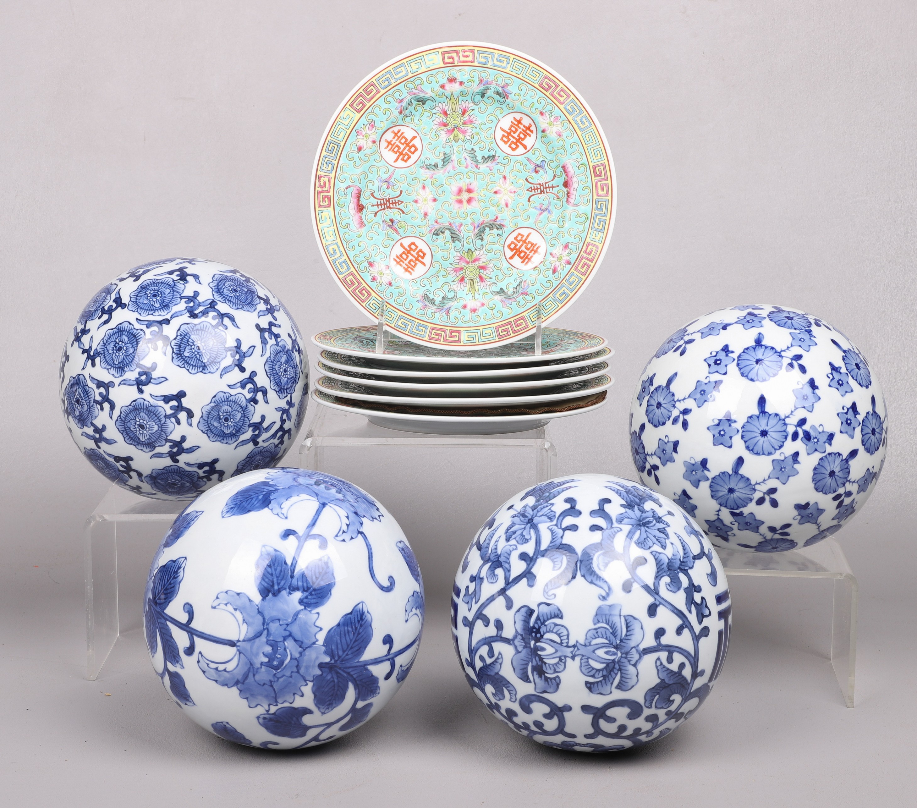 Pottery carpet balls and plates