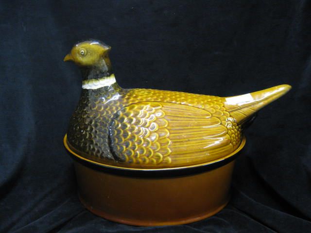 Pottery Chicken on Nest Oval