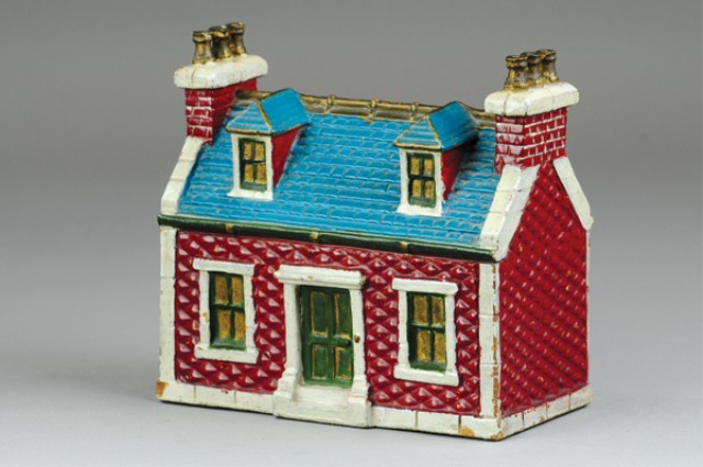 POTTERY HOUSE STILL BANK Very