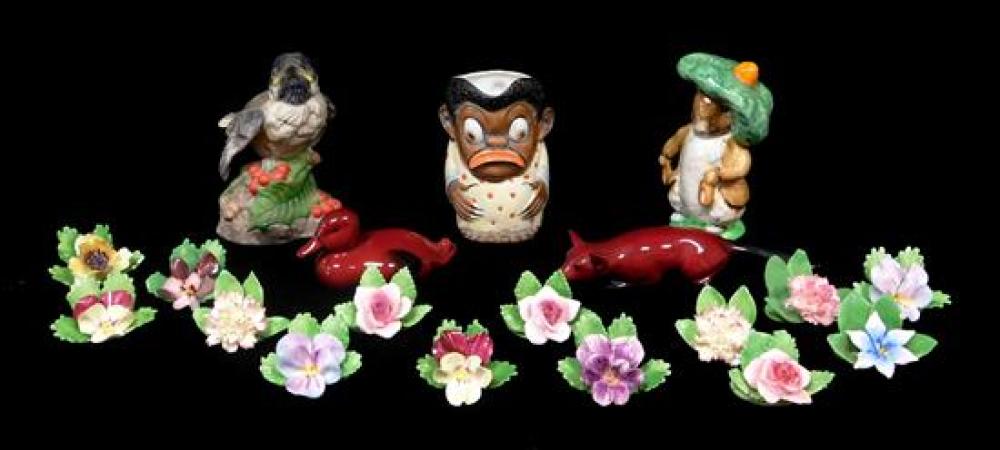 POTTERY: NINETEEN PIECES