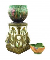 POTTERY, THREE PIECES: PEDESTA