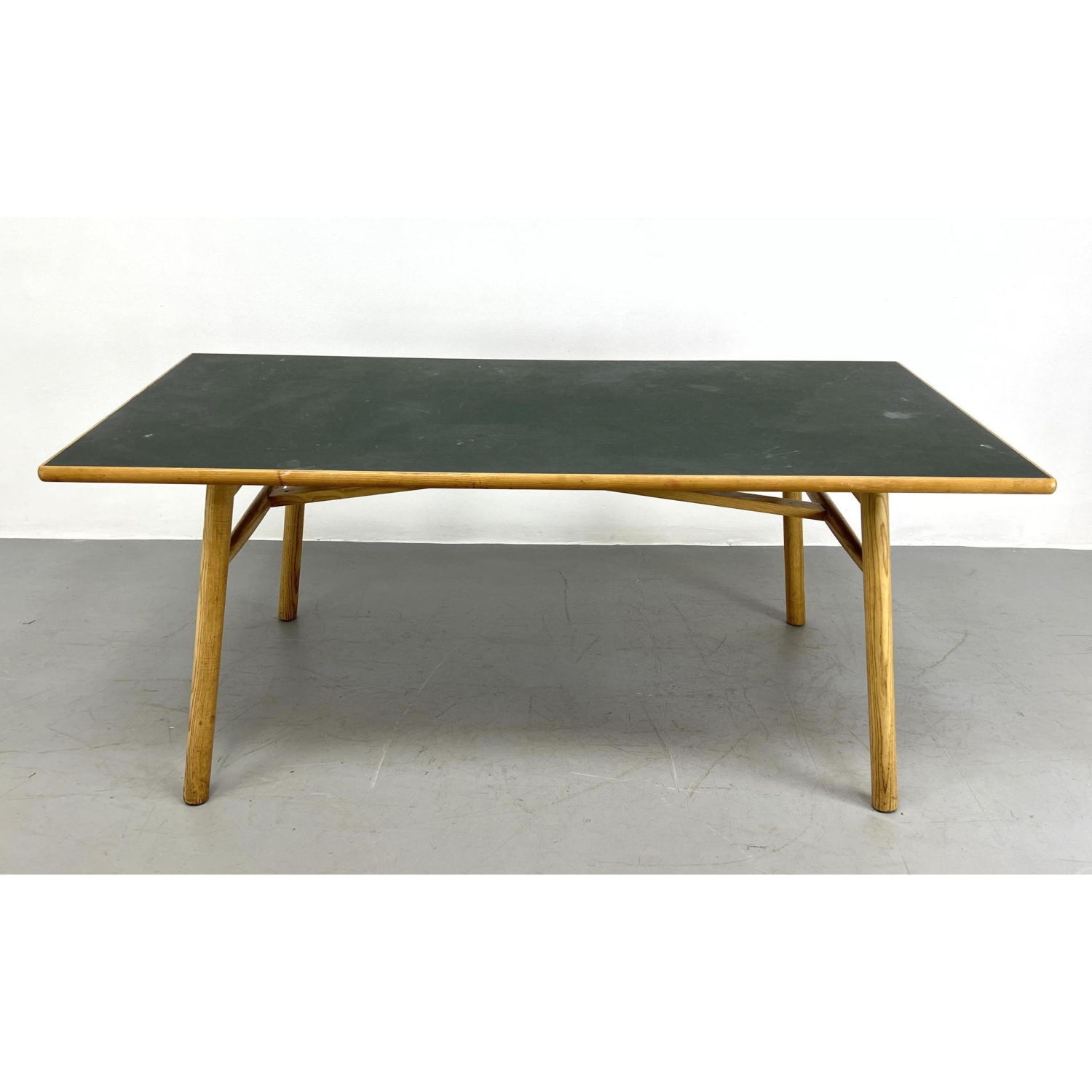 Poul Volther C35 Dining table for