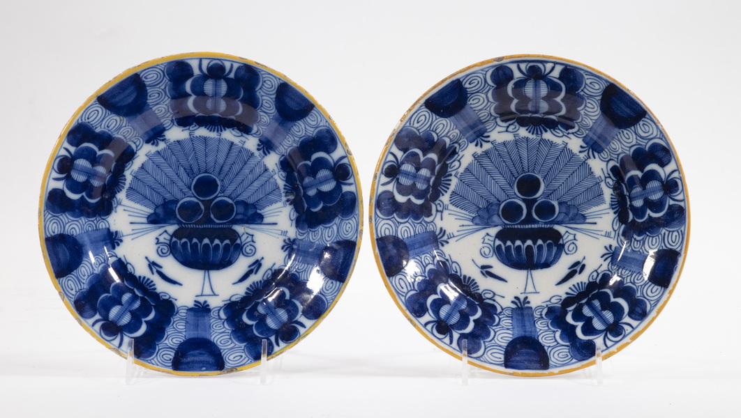 PR 18TH C. DELFT "PEACOCK" PLATES