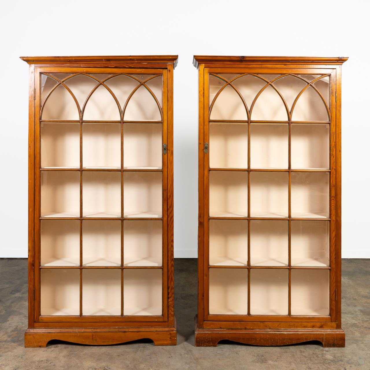PR., 19TH C. GEORGIAN-STYLE PINE