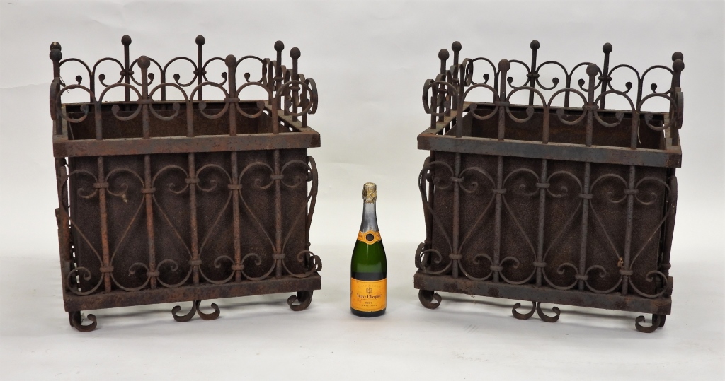 PR AMERICAN ARTS & CRAFTS WROUGHT