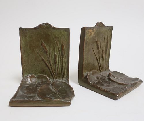 PR. ART NOUVEAU STYLE LILY PAD &