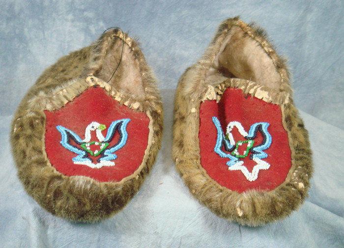 Pr beaded seal skin & felt