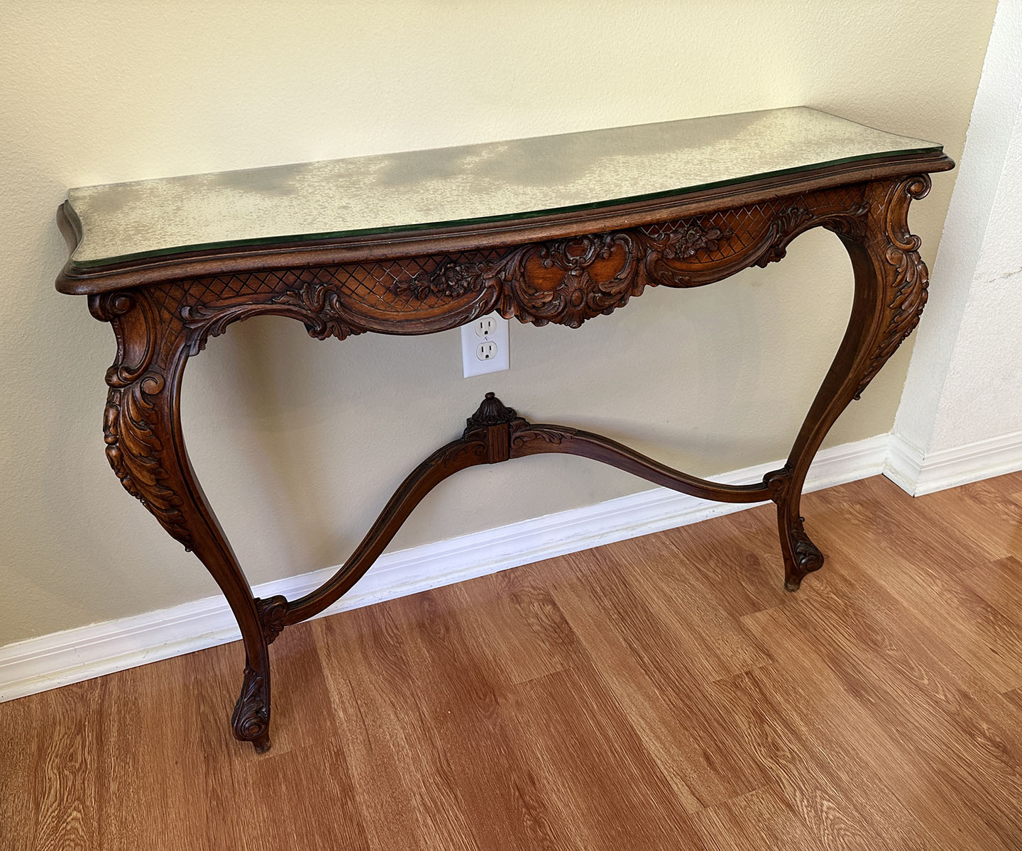 PR. CARVED MIRROR TOP HALF