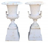 (PR) CAST IRON CAMPANA FORM UR