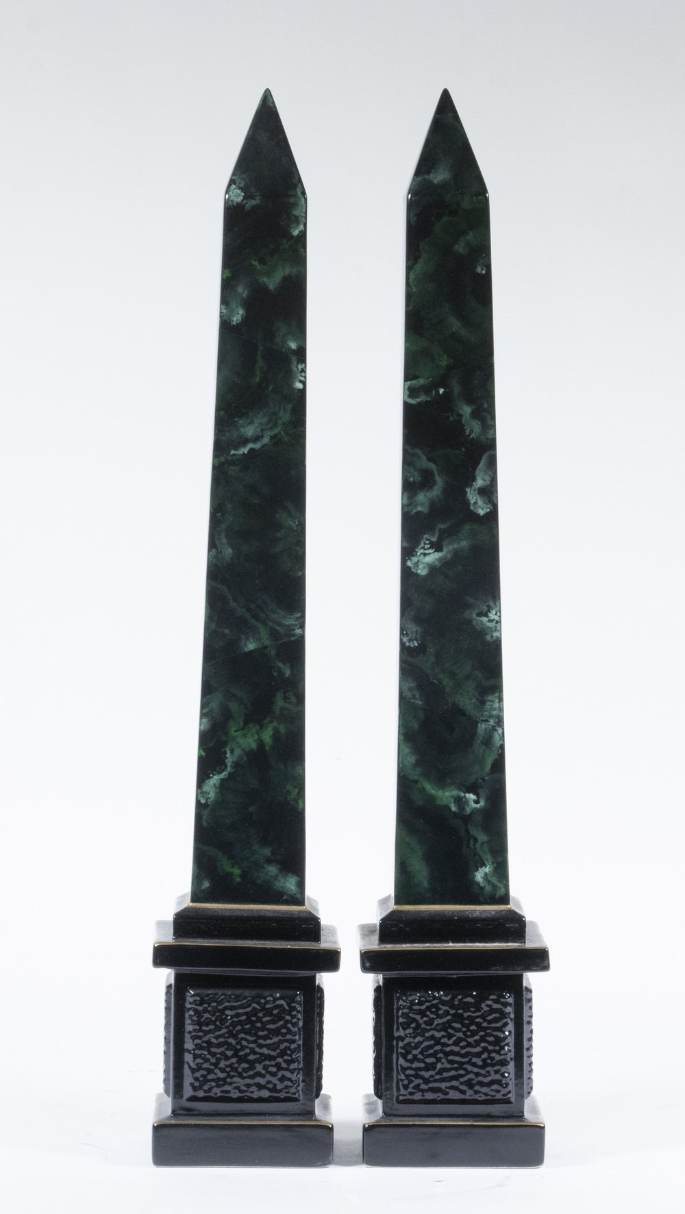 PR CERAMIC OBELISKS Pair of English