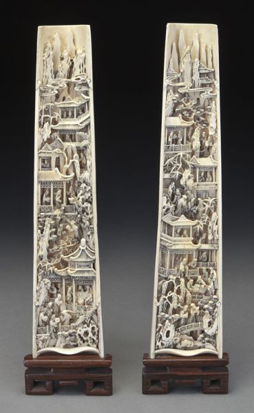 Pr. Chinese carved ivory wrist