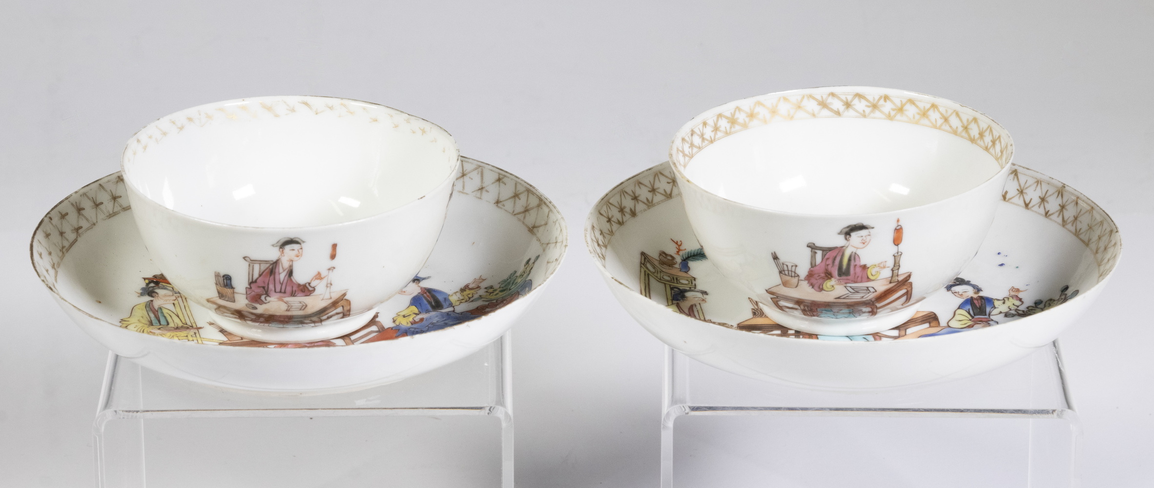 PR CHINESE CUPS AND SAUCERS Pair of