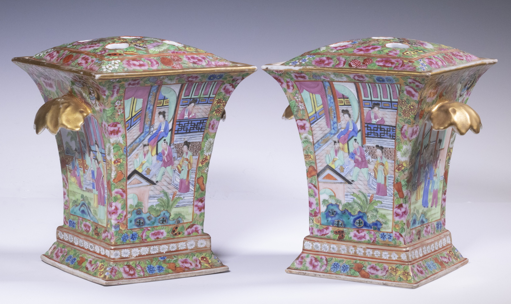 PR CHINESE EXPORT BOUGH POTS Pair