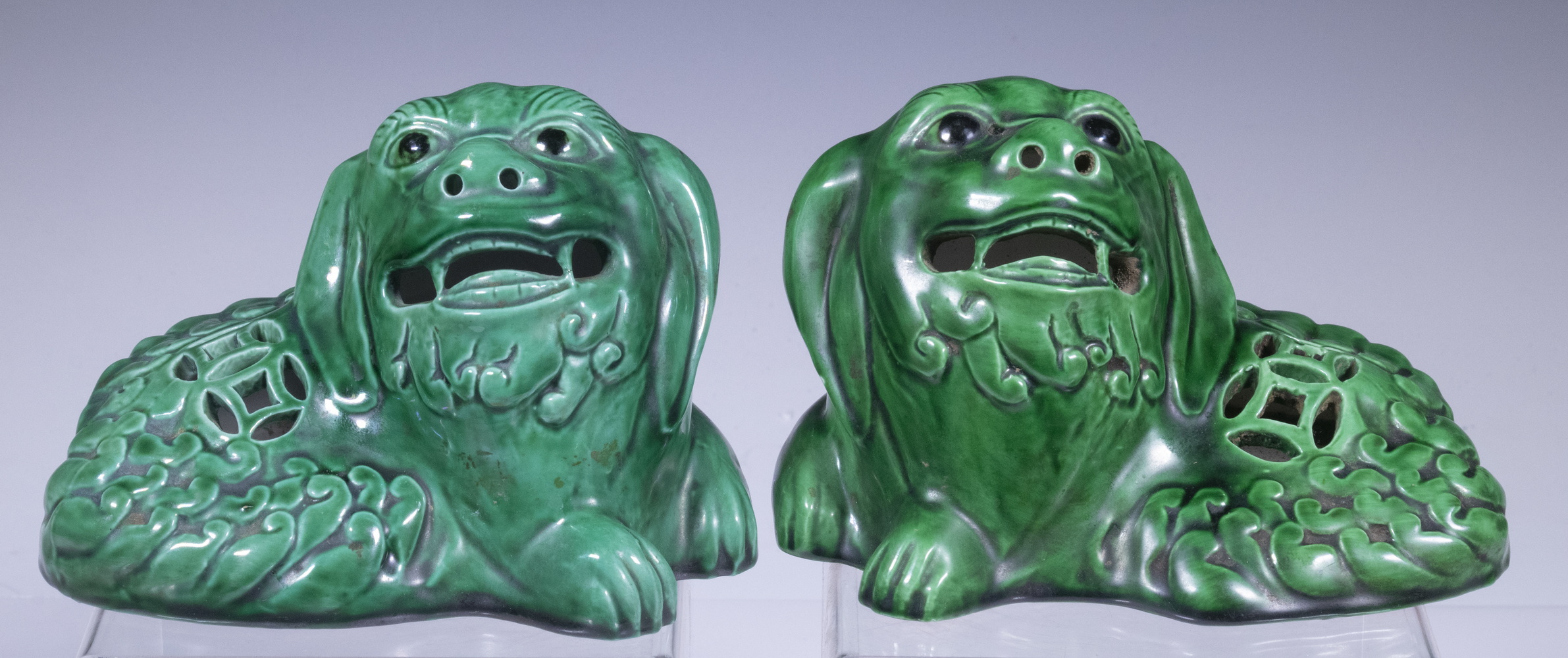 PR CHINESE POTTERY FOO DOGS Matched