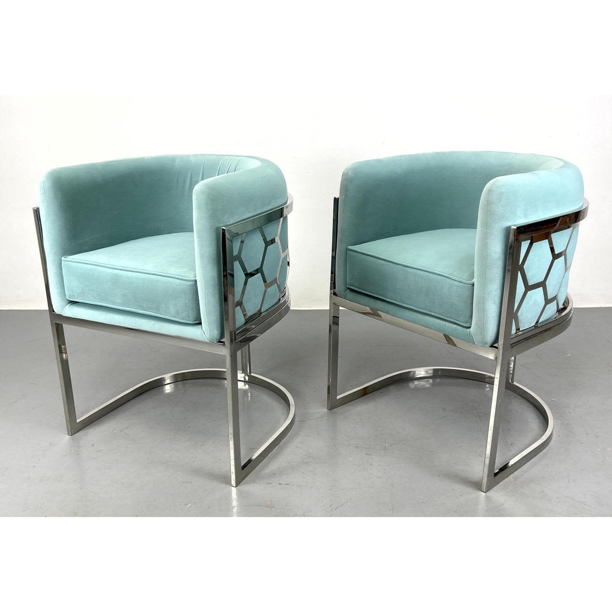 Pr Chrome Barrel Back Lounge