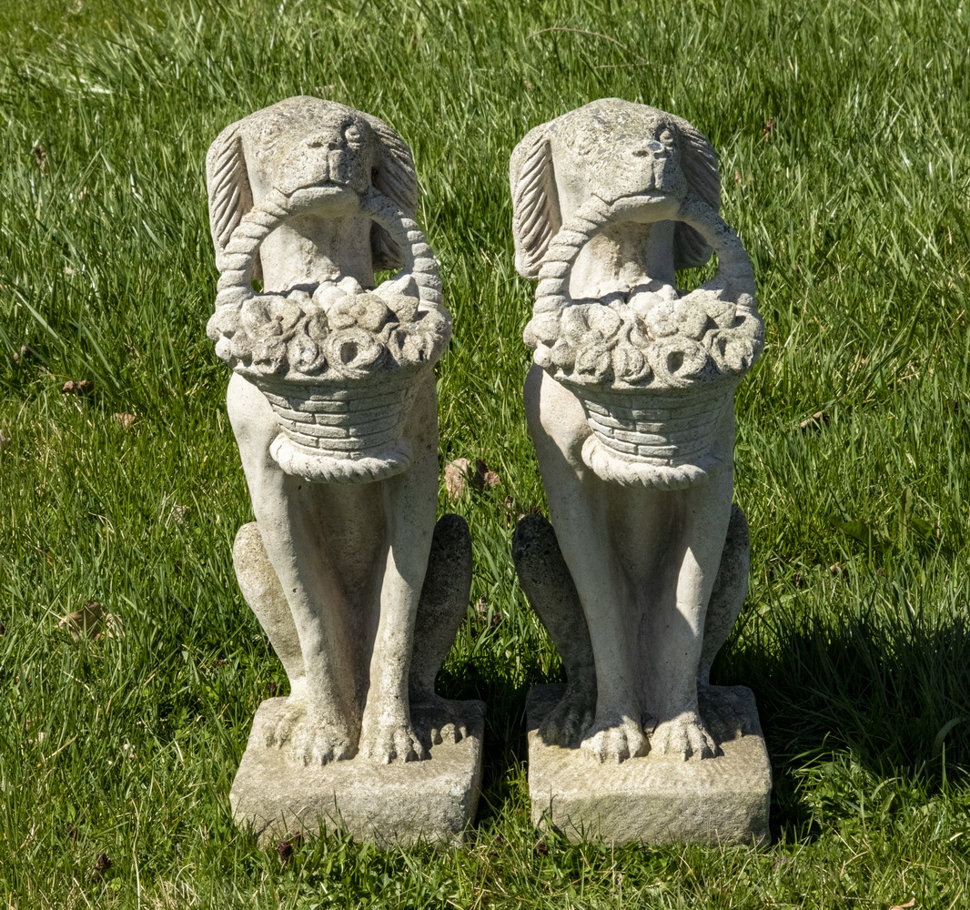 PR CONCRETE GARDEN SCULPTURES
