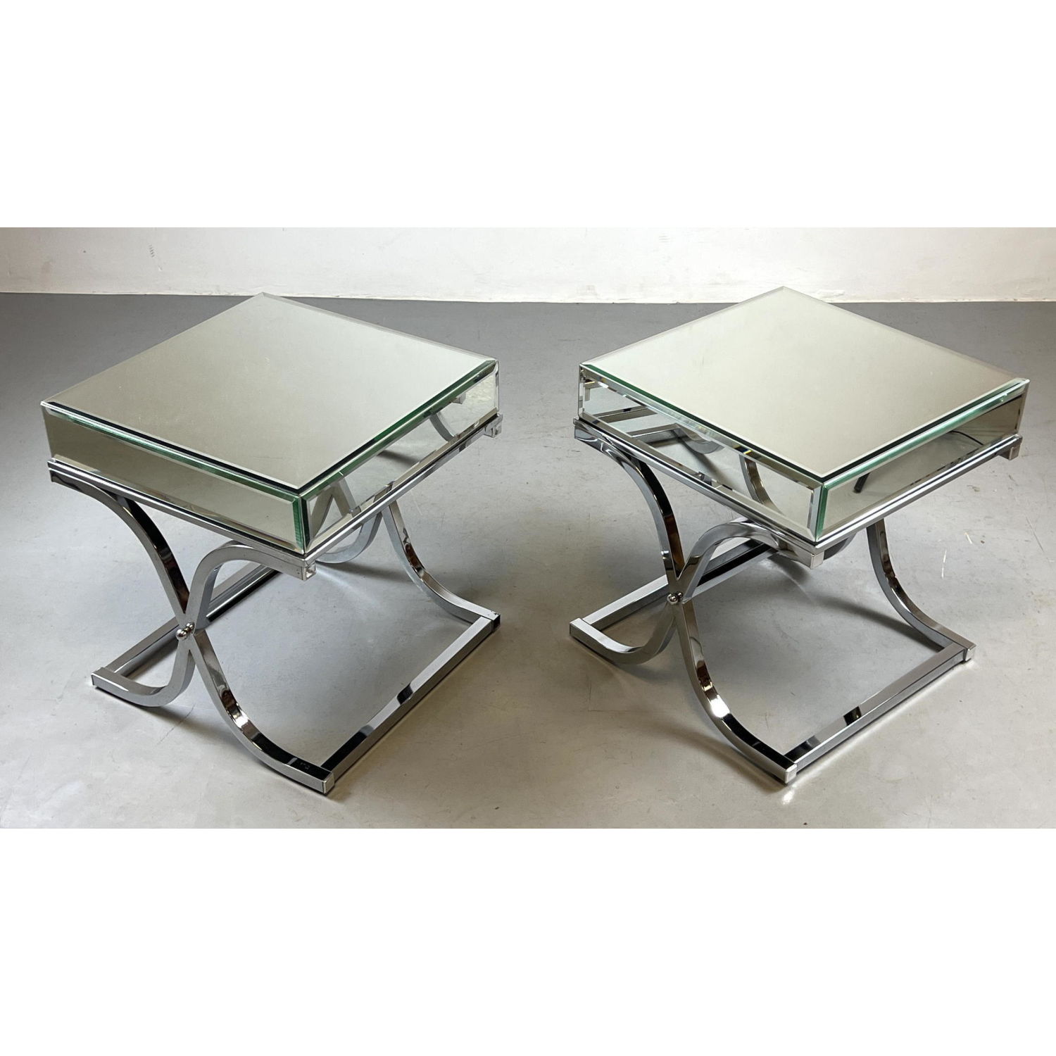 Pr Contemporary Chrome Tube Frame