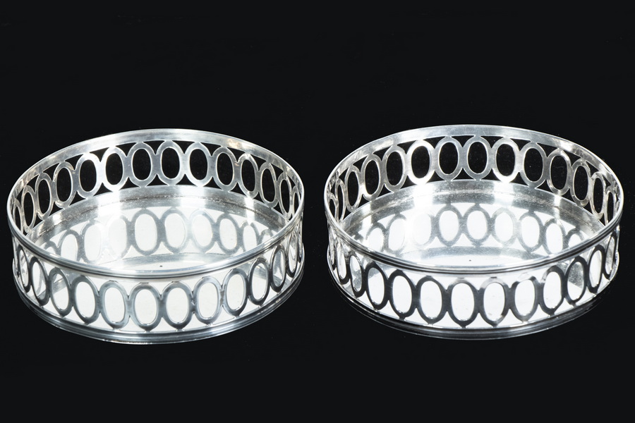 PR DUTCH SILVER WINE COASTERS
