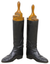 (PR) ENGLISH BLACK LEATHER RID