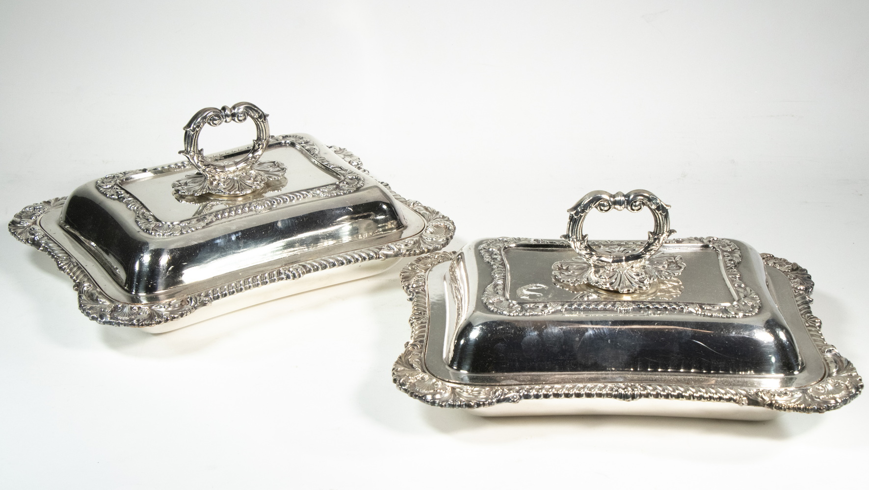 PR ENGLISH SILVER-PLATE ENTREE