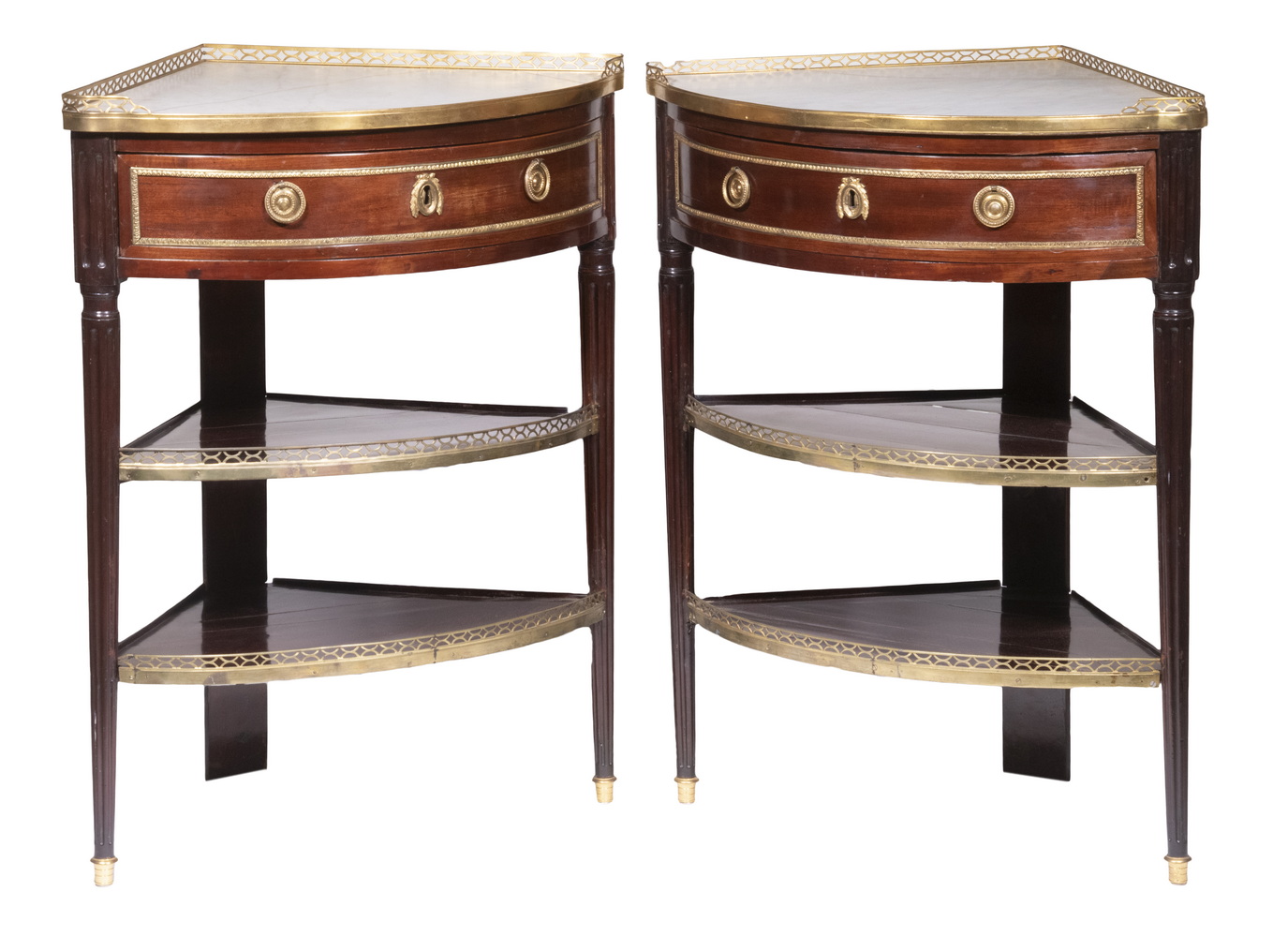 PR FRENCH MARBLE TOP CORNER