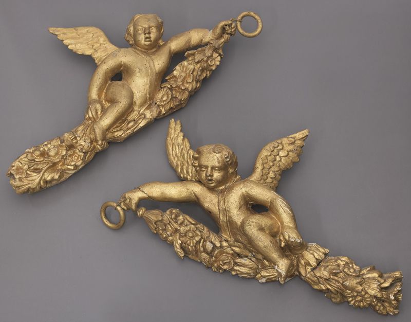 Pr. gilt wood wall ornaments carved