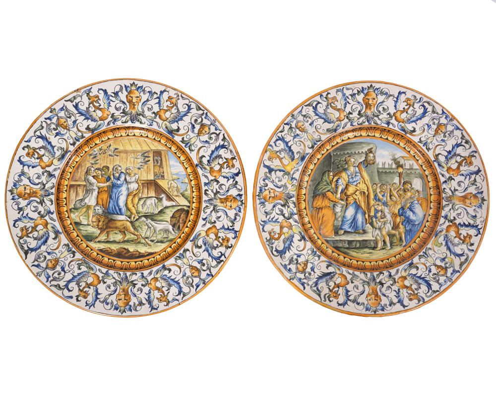 PR. LARGE ITALIAN FAIENCE CERAMIC