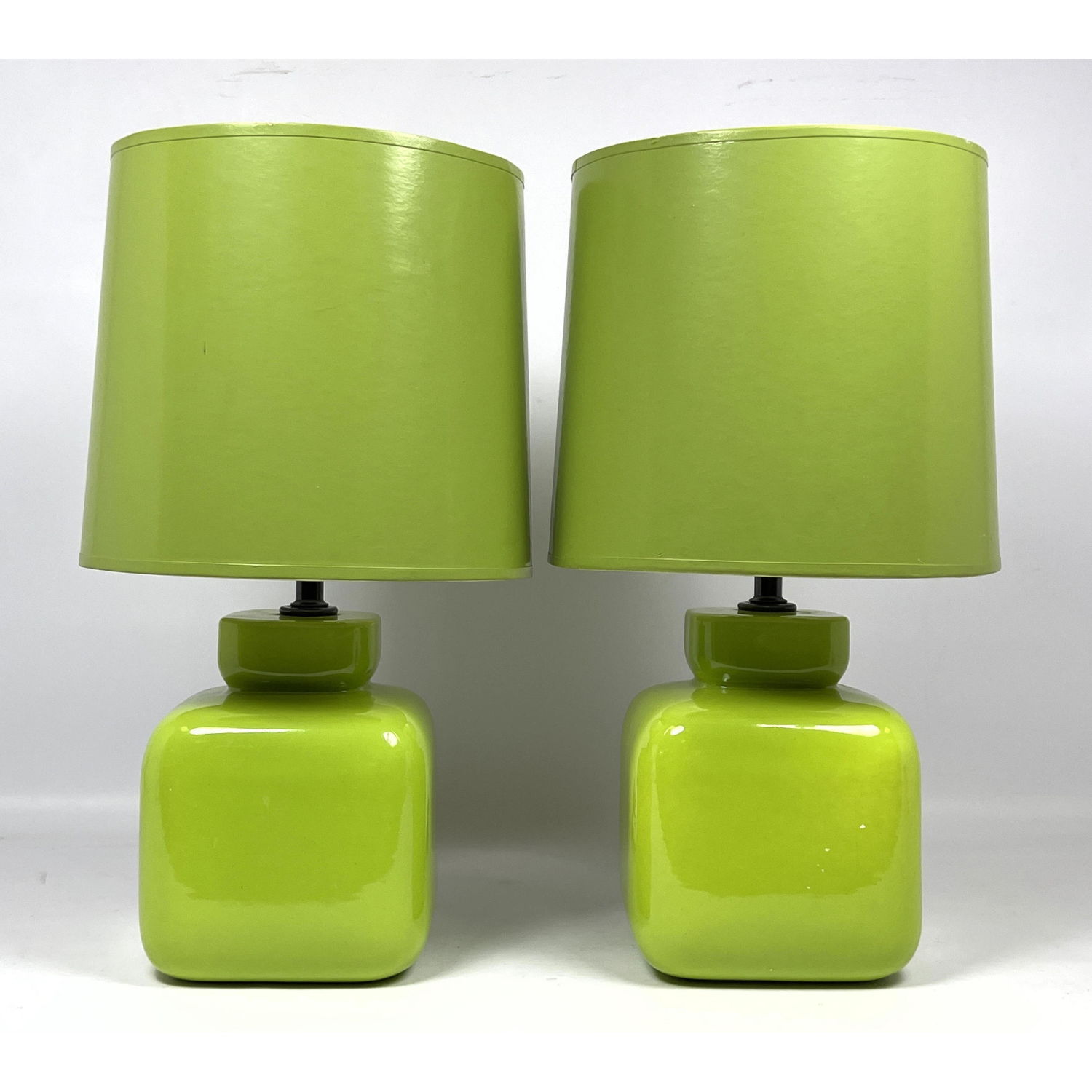 Pr Lime Green Modernist Cube
