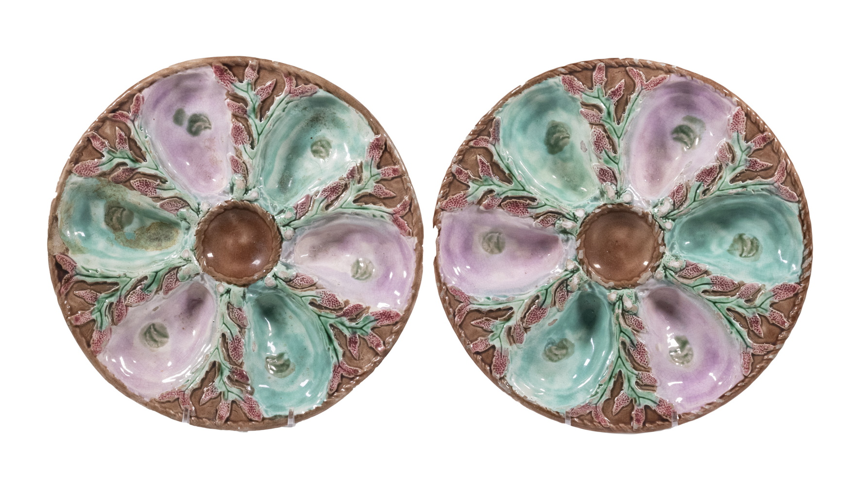 PR MAJOLICA OYSTER PLATES Pair of
