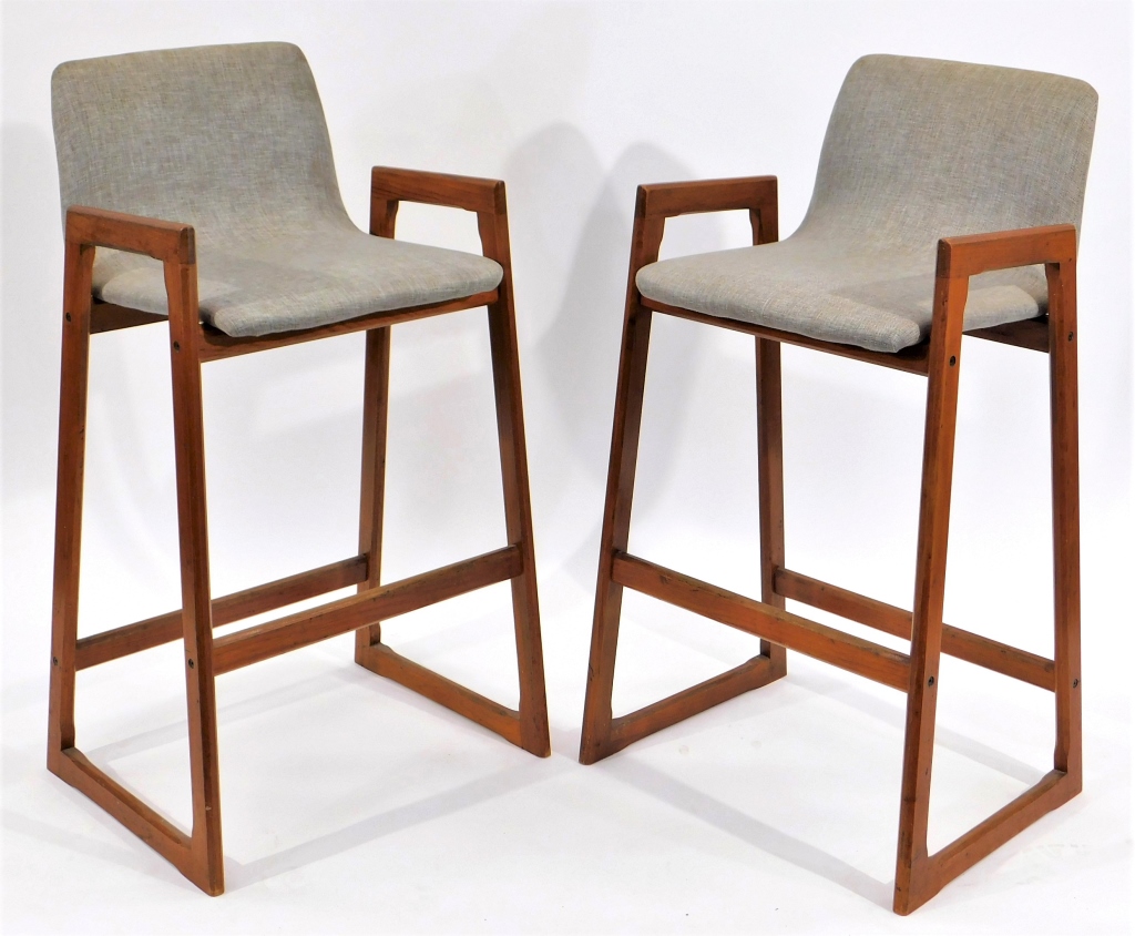 PR MCM DANISH MODERN WALNUT WOOD