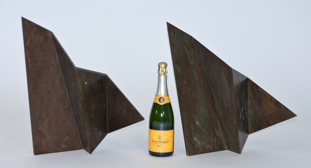 PR MODERNIST ANGULAR FORM ORIGAMI