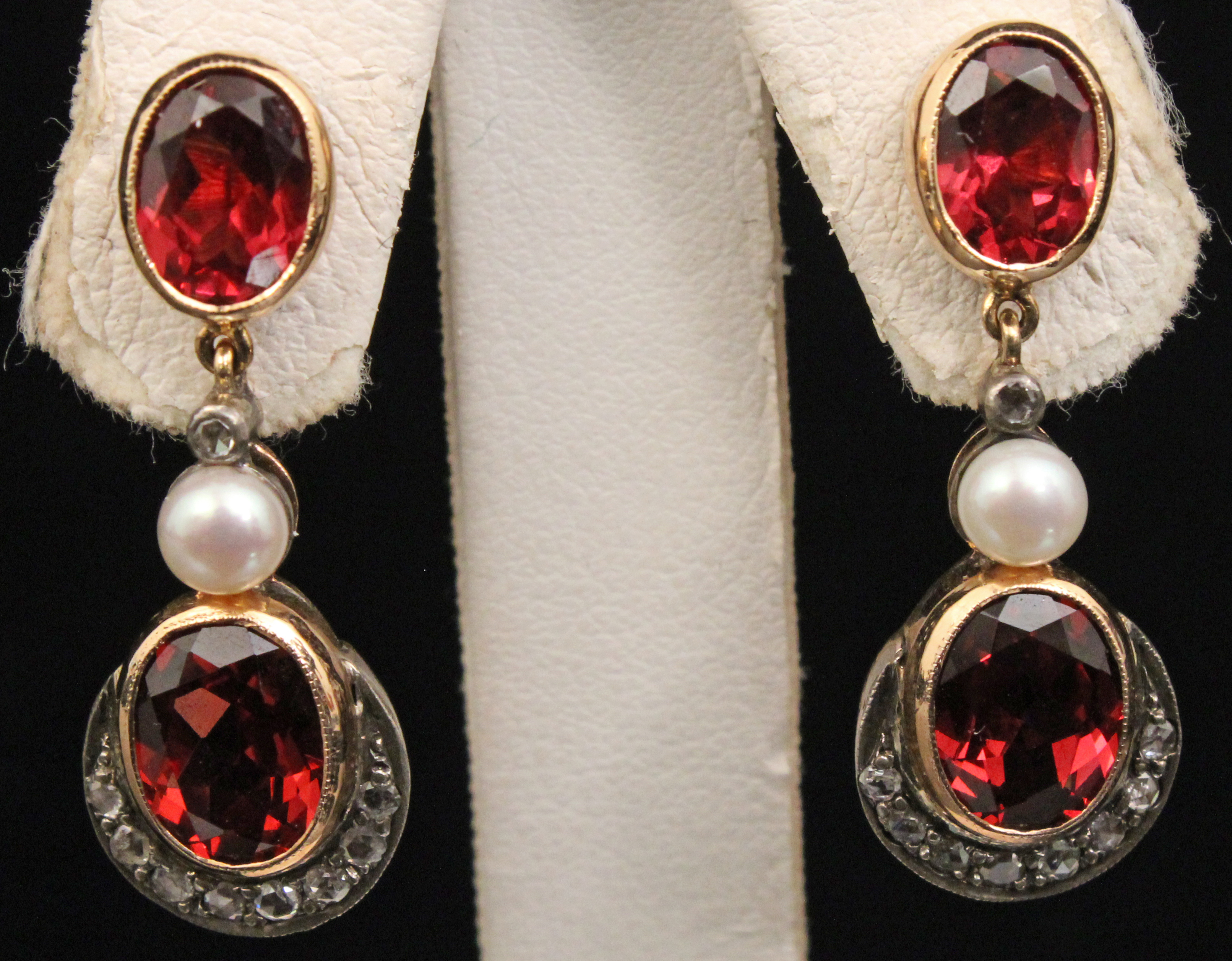 PR. OF 18K YG DIAMOND AND GARNET