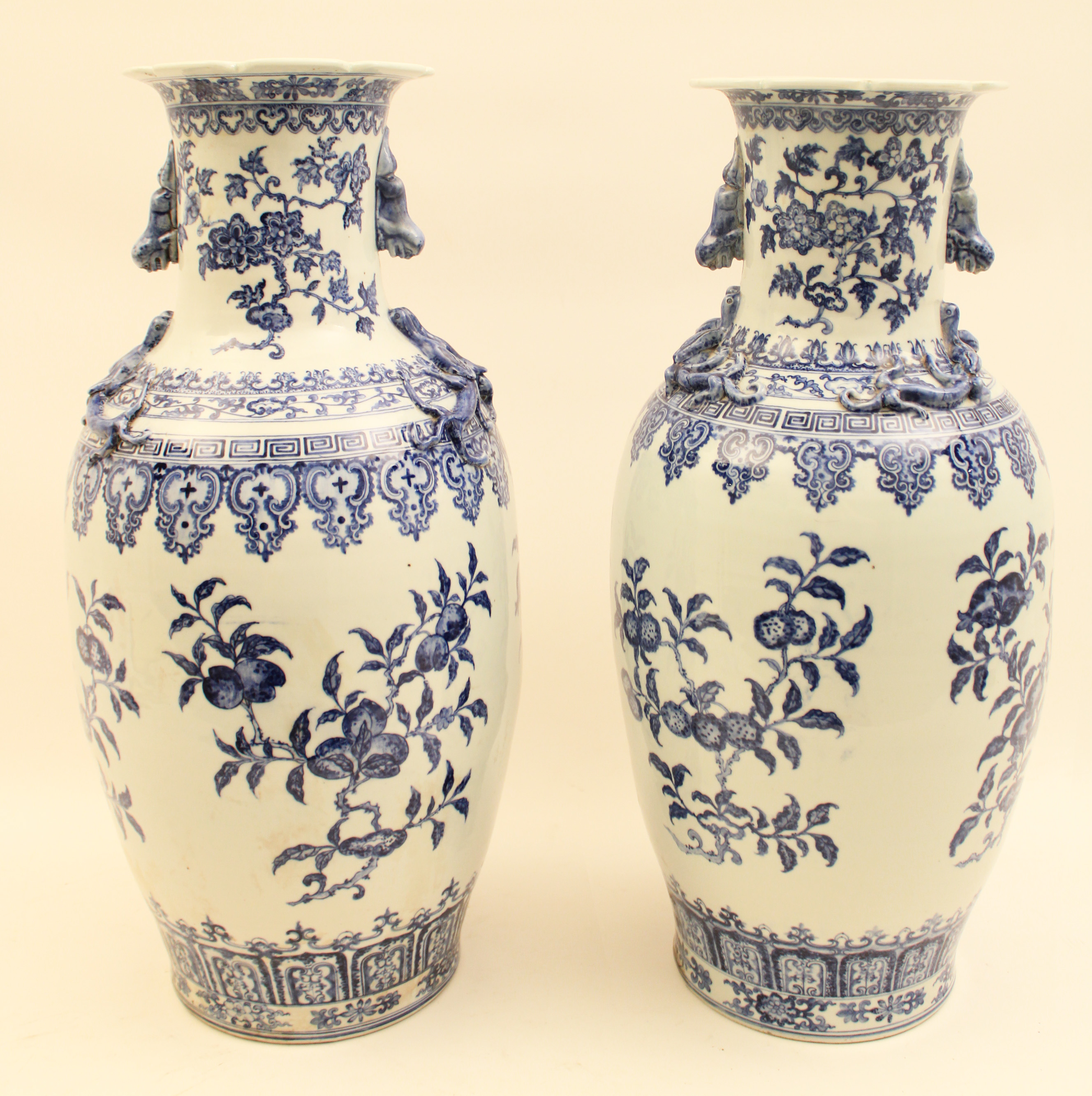 PR. OF 24" BLUE AND WHITE