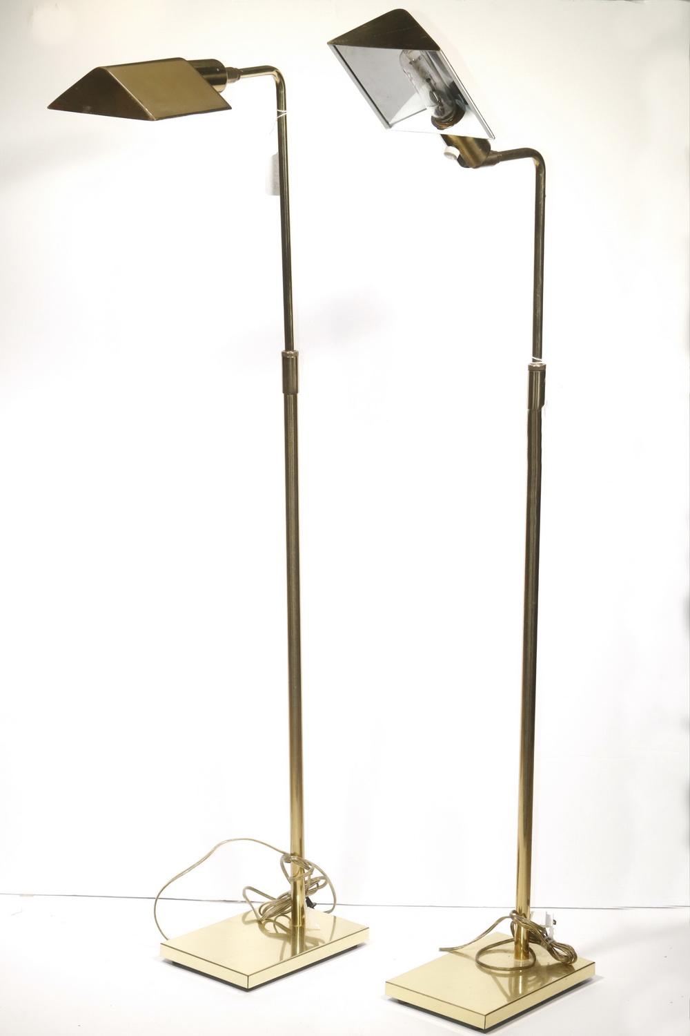 PR OF ADJUSTABLE BRASS FLOOR