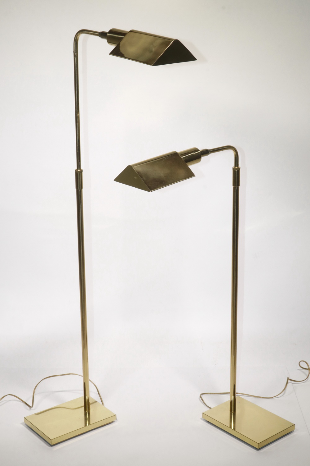 PR OF BRASS FLOOR LAMPS (2)