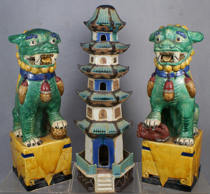 Pr of Chinese foo dogs, 18-1/2"