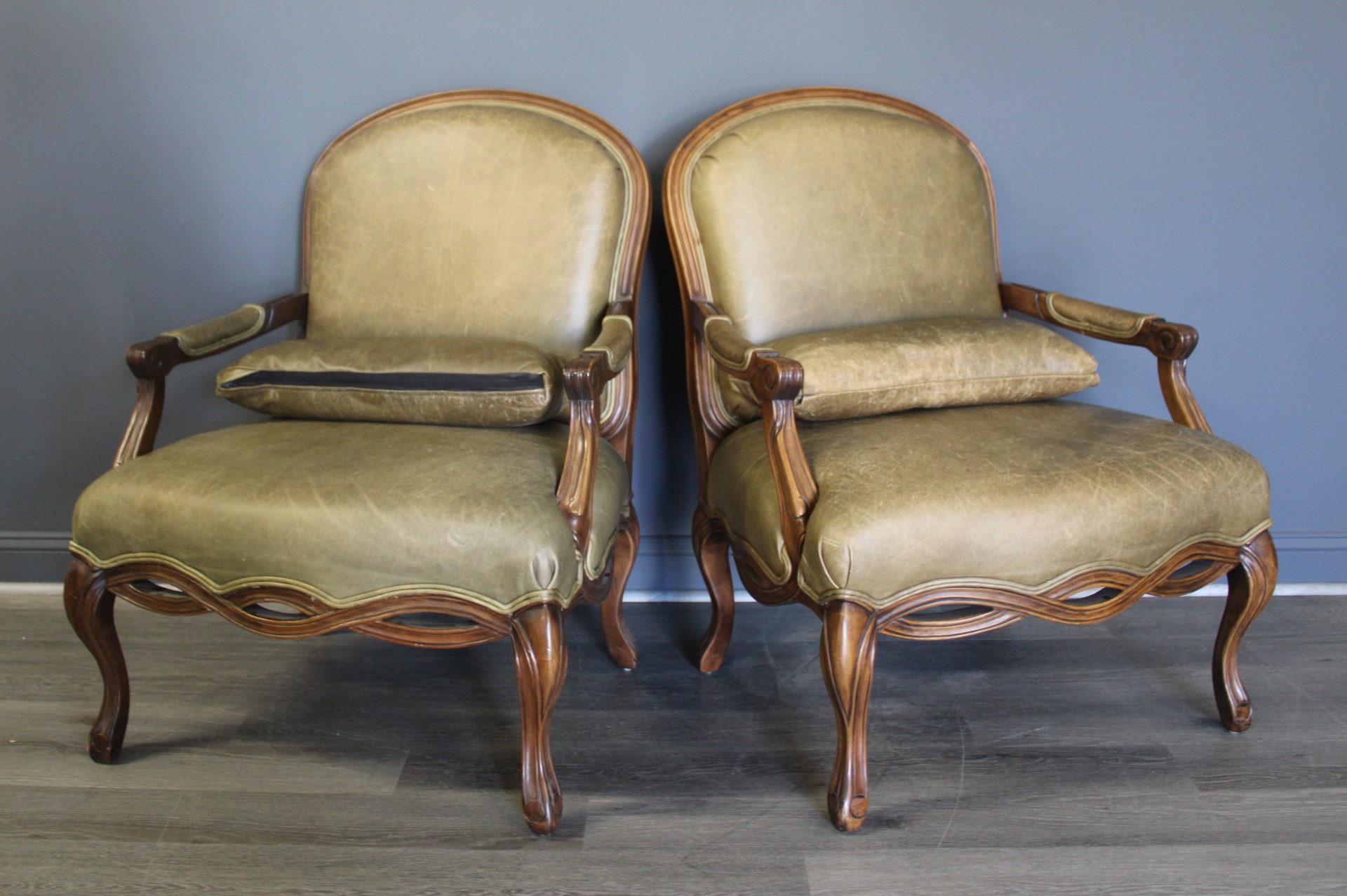 PR OF FINE QUALITY LEATHER