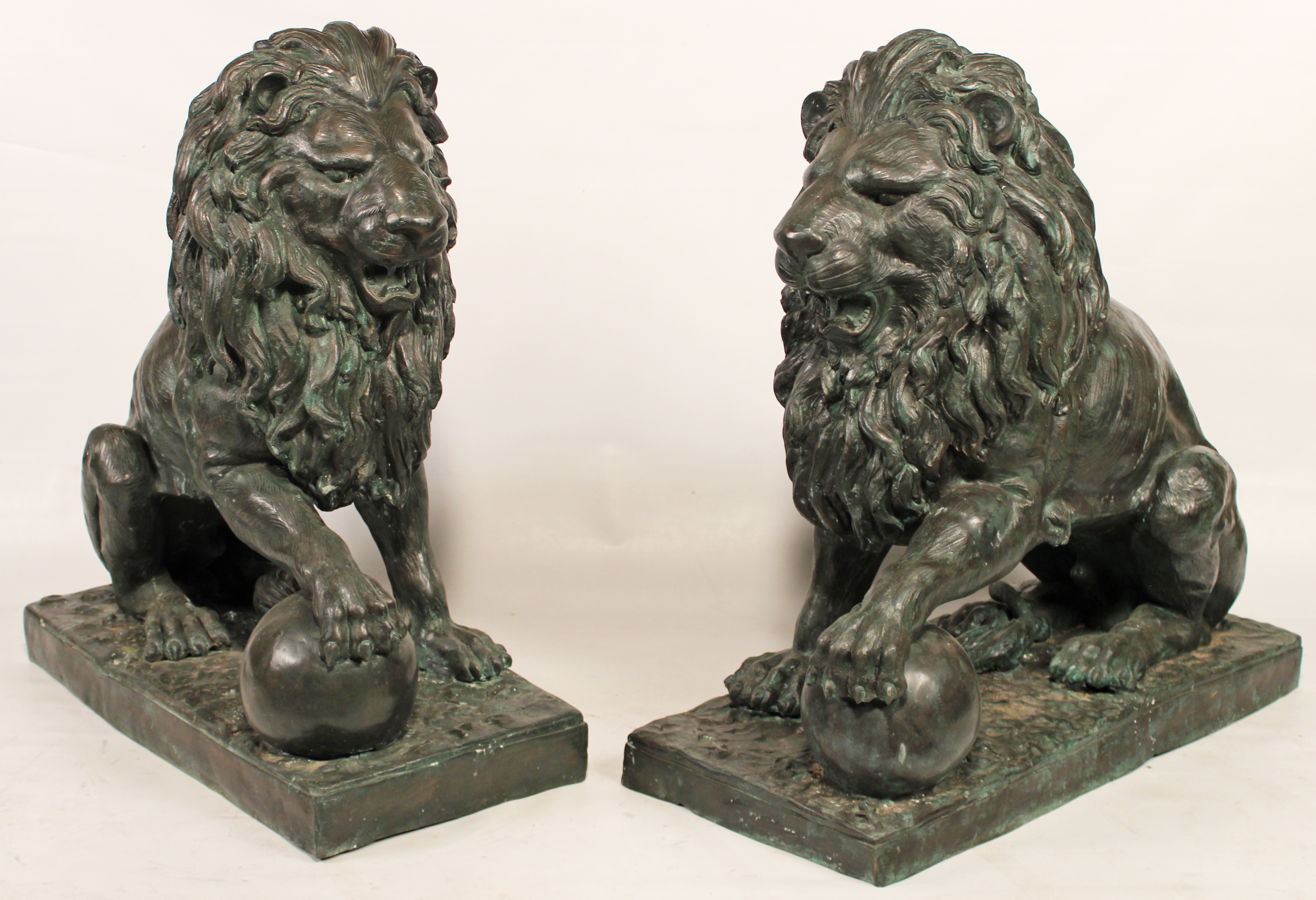 PR OF REGAL BRONZE SITTING LION