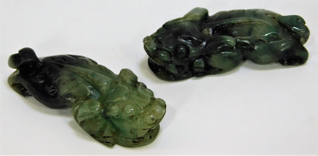 PR OPPOSING CARVED JADEITE FOO DOGS