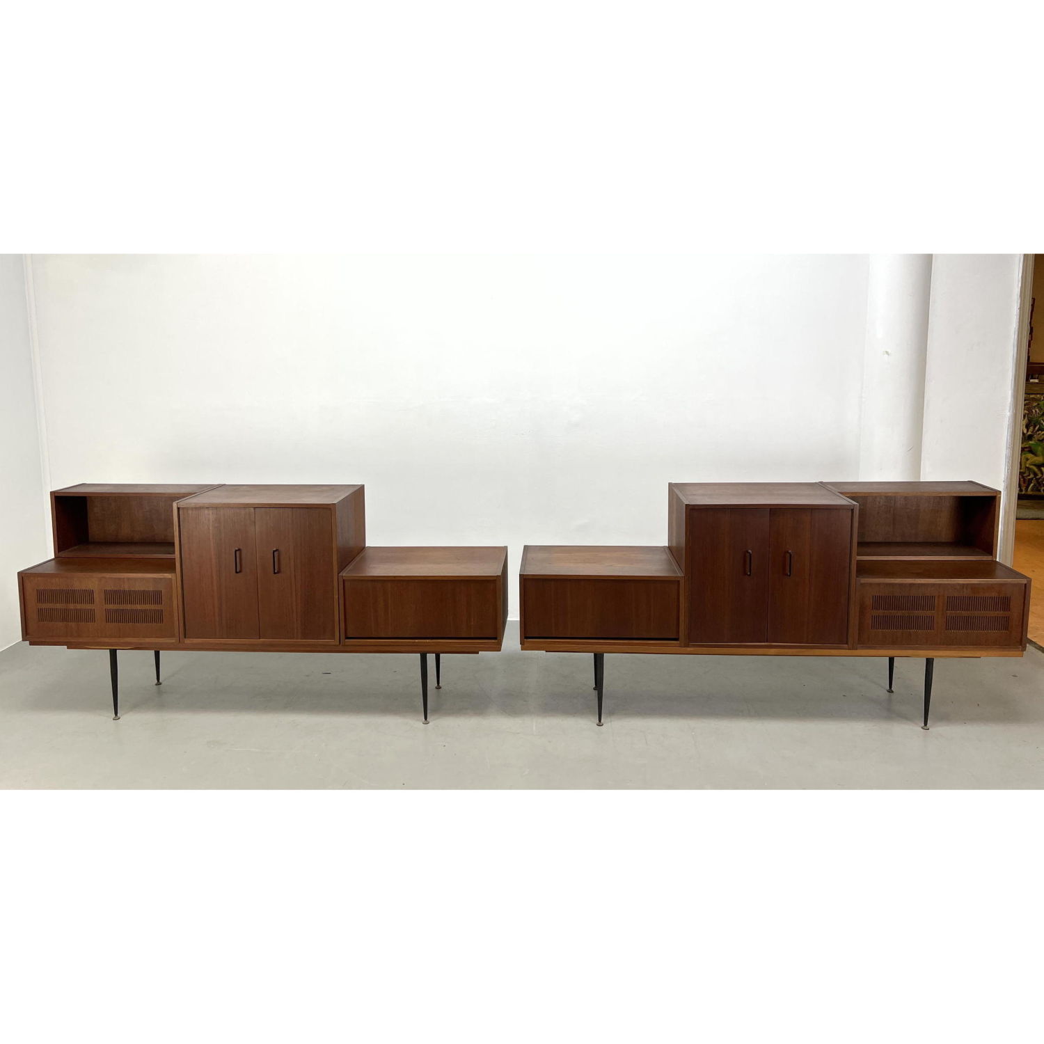 Pr POWERPHON Stereo Cabinets.