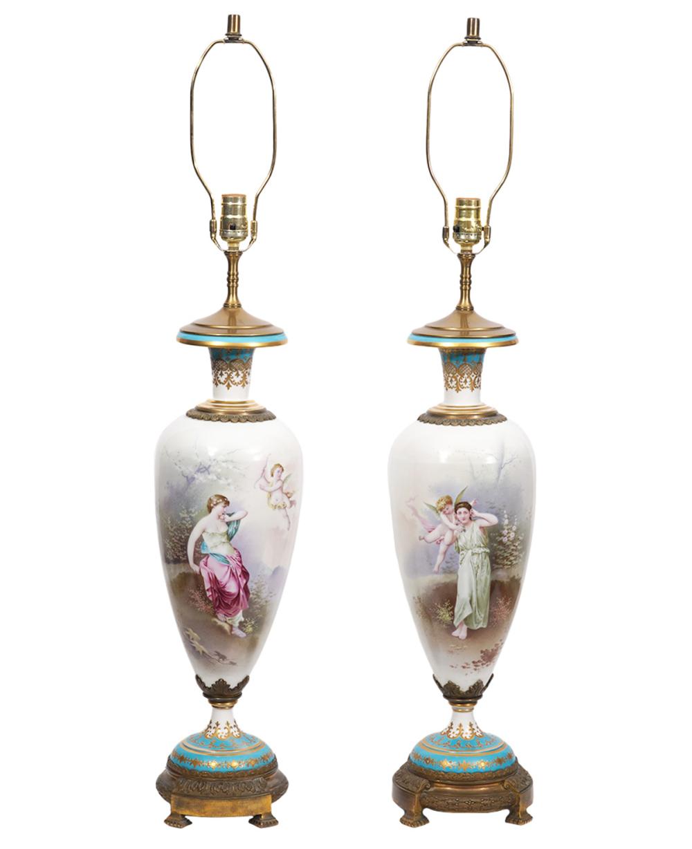 PR. SIGNED SEVRES STYLE HAND