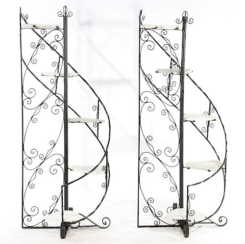 PR WROUGHT IRON CIRCULAR STAIR FORM
