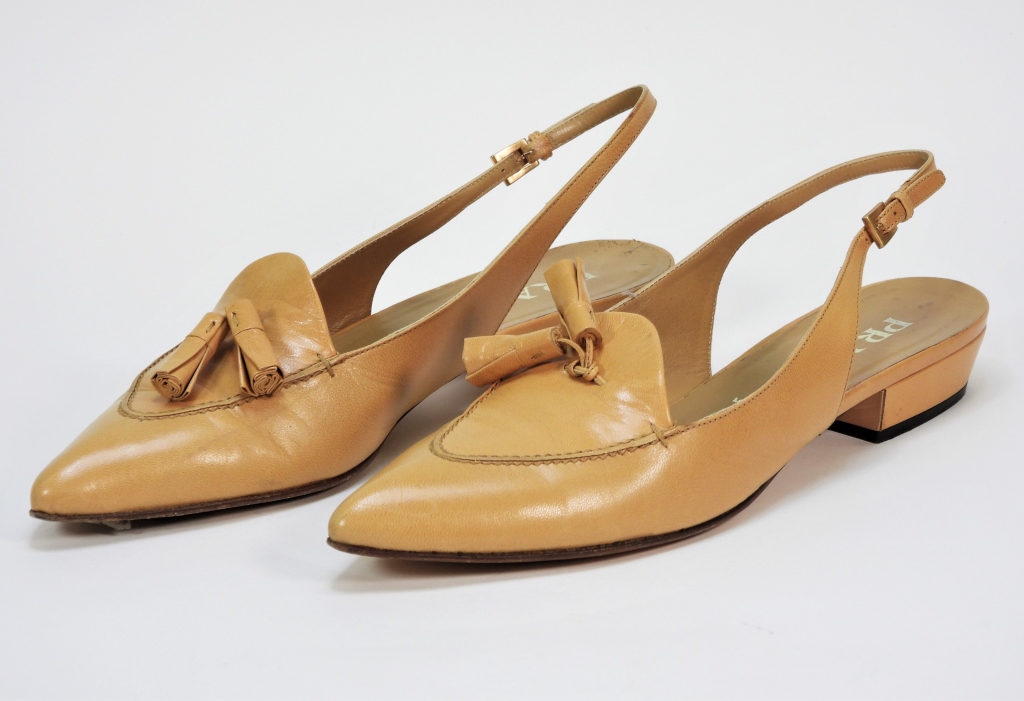 PRADA CAPRETTO MIELE LEATHER