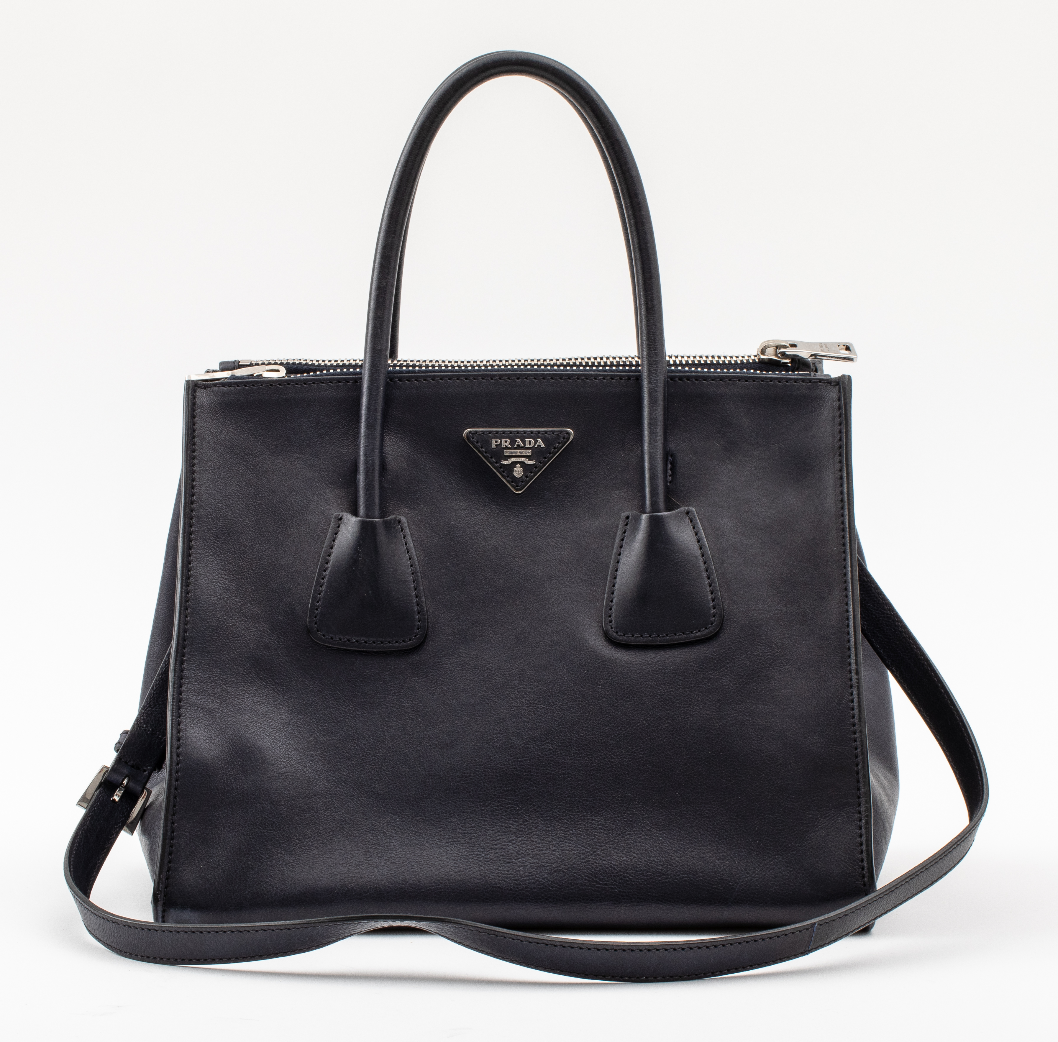 PRADA NAVY BLUE LEATHER HANDBAG